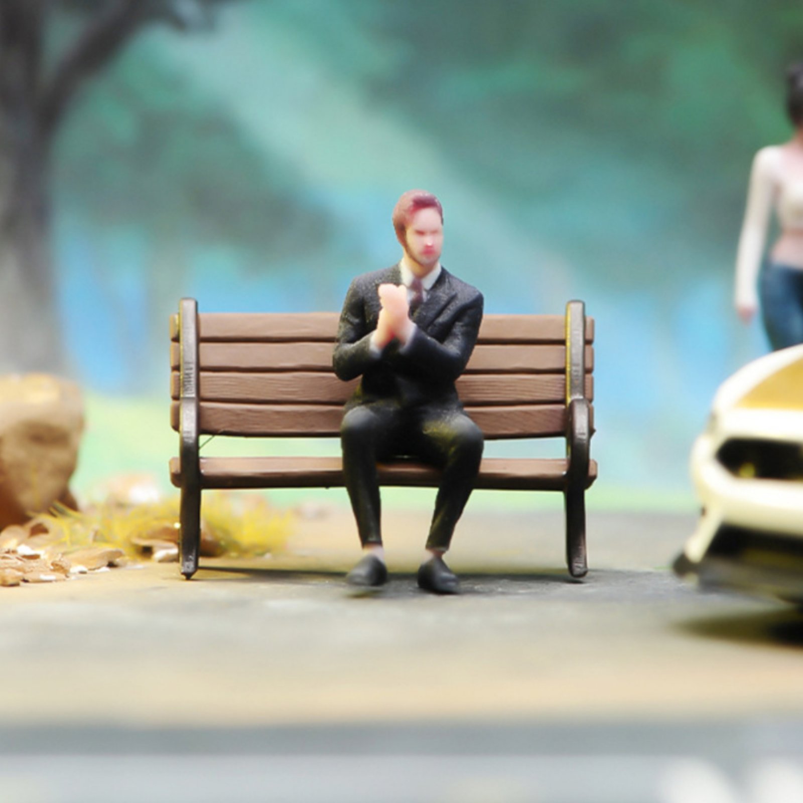 Men'S Accessories With Suits - Figura in Miniatura di Uomo Seduto