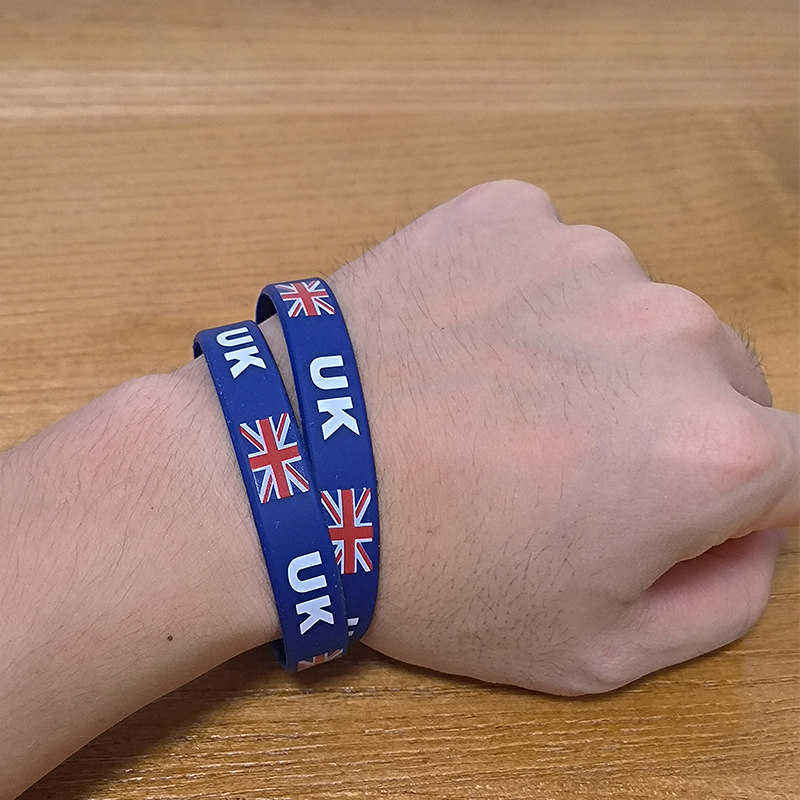 2 pezzi braccialetti con bandi - Men'S Accessories Uk recensione e prezzo