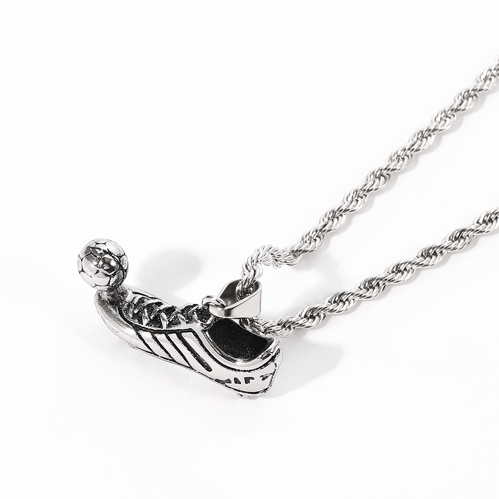 Collana con ciondolo scarpa da - Men Accessories Singapore recensione e prezzo