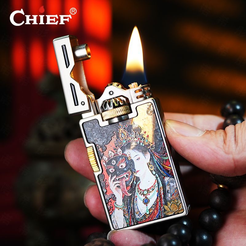 CHIEF Accendino a olio retrò A - Lighter Windproof recensione e prezzo