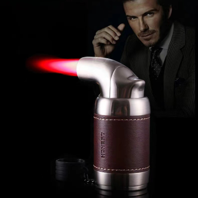 Accendino a Quattro Fiamme Ori - Lighter Windproof recensione e prezzo